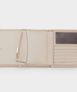 Sundropboutique.shop9a76088ca9 2