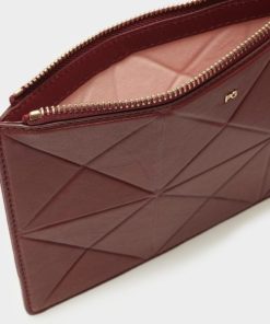 Sundropboutique.shopf3bd4fef61 2